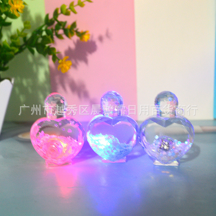 Creative Oil-Filled Perfume Bottle with Light, Keychain Pendant, Bright Quicksand Bottle Ornament, Birthday Gift for Girls
