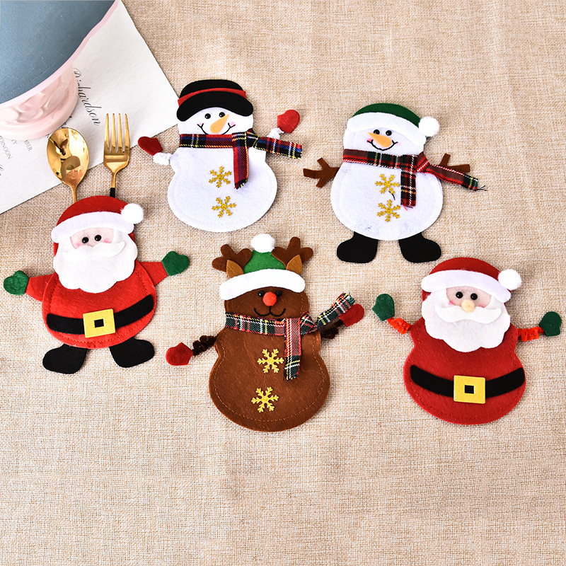 2022 new Christmas knife and fork set snowman for the elderly creative layout decoration home restaurant table decoration supplies