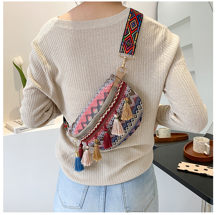 Venda quente pequeno peito perfumado tecido estilo étnico cor contrastante borla nova fita cintura bolsa crossbody tendência_voghion.com