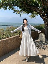 大码温柔风吊带连衣裙女装夏季海边度假风白色裙子胖MM显瘦A字裙