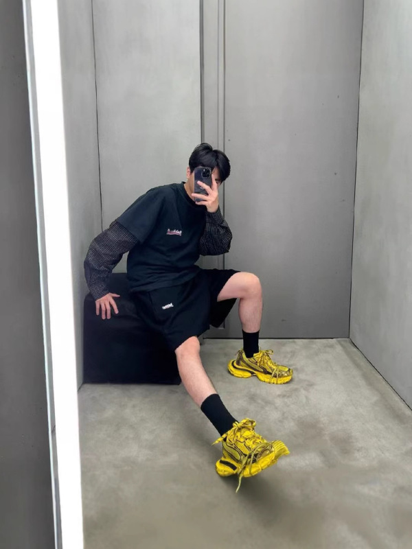 巴黎B家经典款可乐海浪刺绣拼接衬衫袖假两件套宽松圆领T恤男女款|undefined