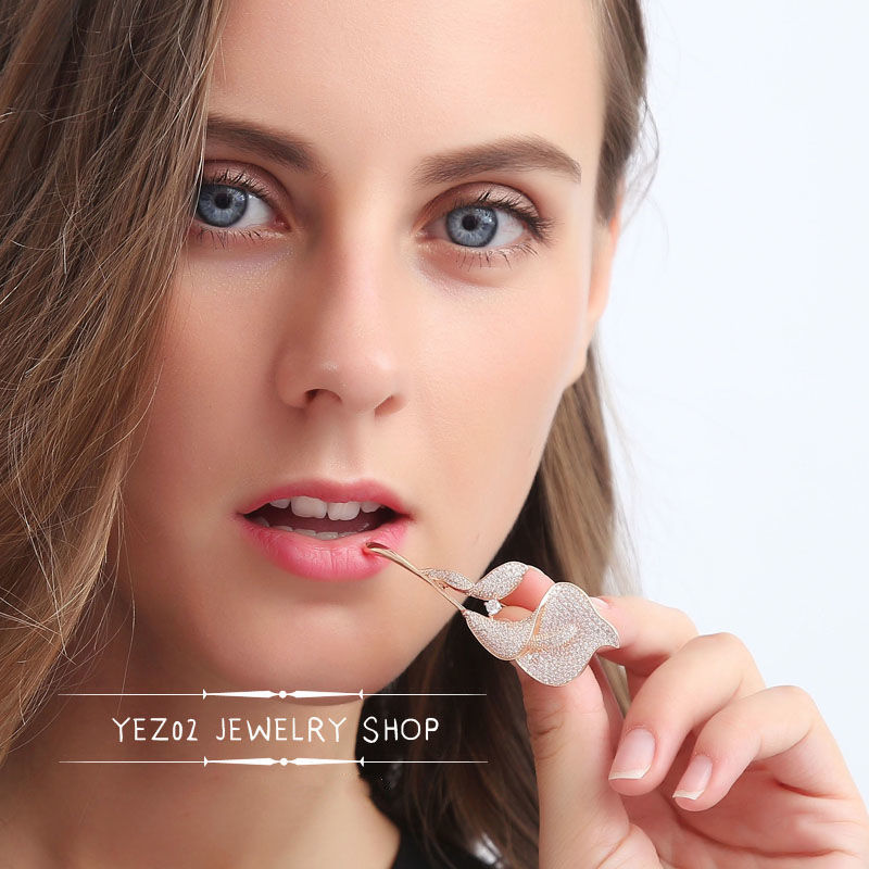 코사지, 브로치, 진주 숄 단추, 정장 액세서리, 금은 핀, 최신 트렌드의 가디건, 나비 상감 스웨터 선물