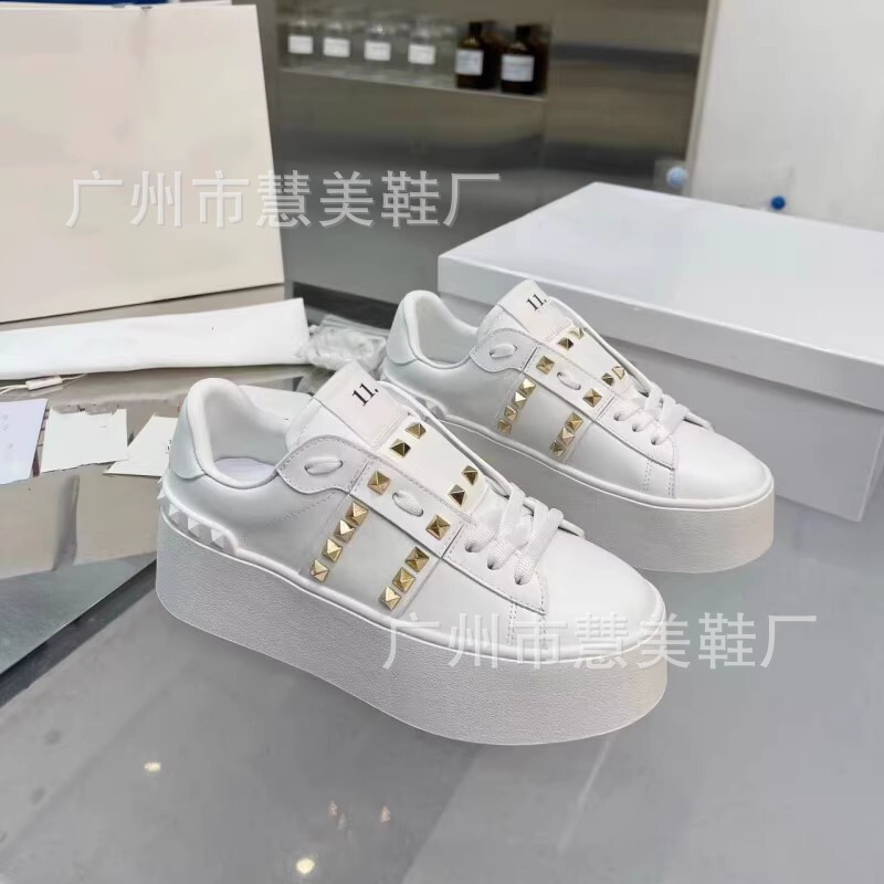 2025 Spring New Rivet White Shoes Women's Small Platform Shoes Thick Sole 6cm Fashion Lace-Up Sneakers