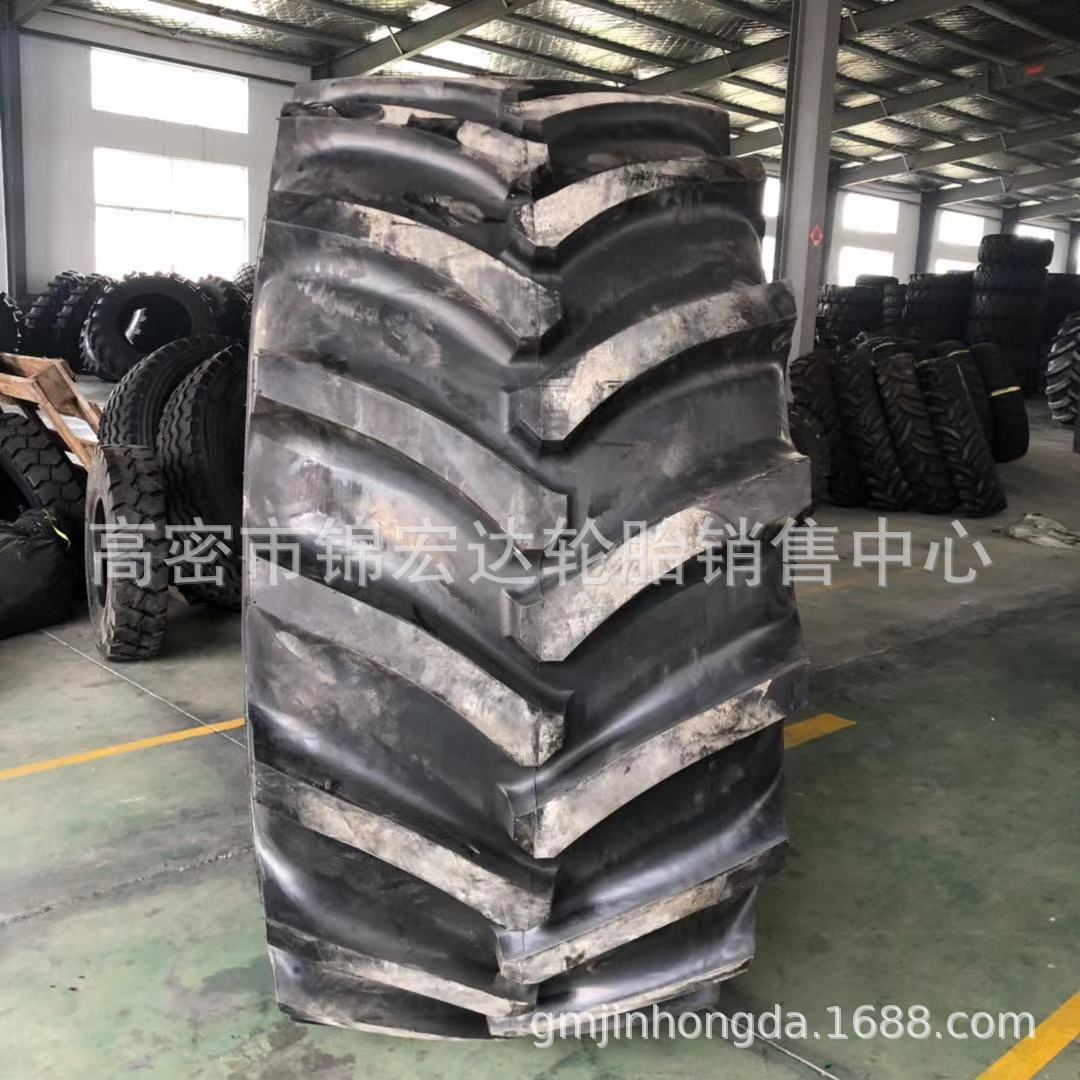 现货供应 30.5L-32 人字花纹 联合收割机轮胎800/65R32 耐磨防滑