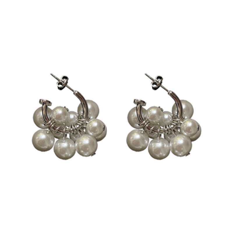 I blogger giapponesi e coreani di INS condividono lo stesso temperamento di nicchia, orecchini a forma di fiore di perle dolci, orecchini a forma di C staccabili_voghion.com