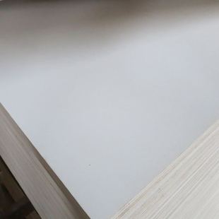 Okoume Veneer Plywood, Multi-Layer Veneer Furniture Board, Flat Furniture Board, Poplar Core Plywood