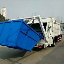 低价售鹤岗后装摆臂压缩式垃圾车15897652032张经理