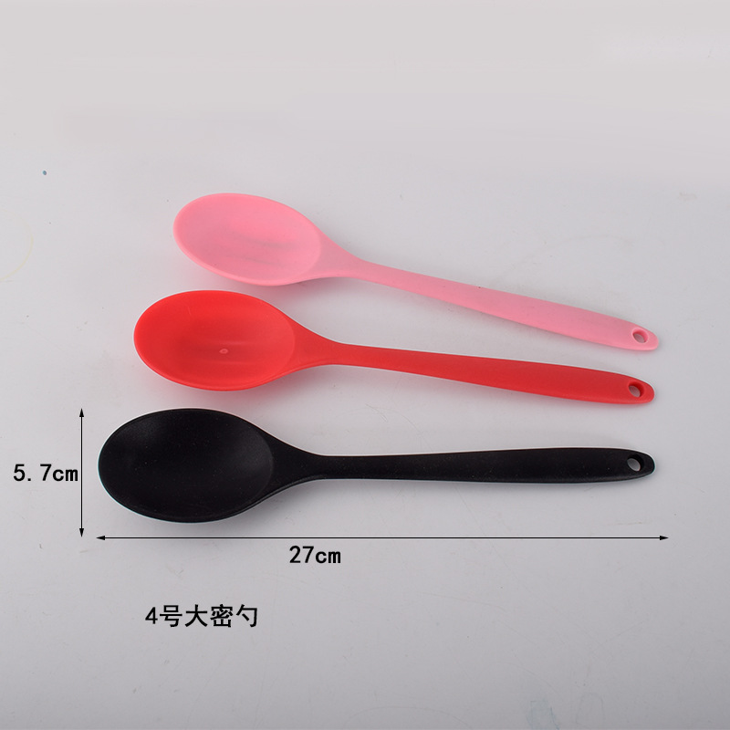 N ° 4 gran cuchara densa