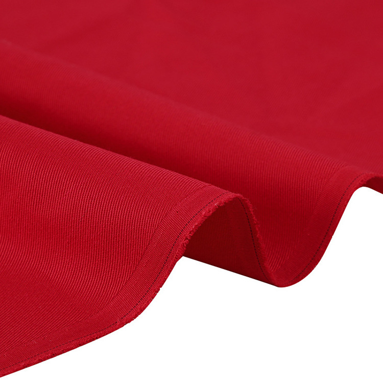 Ligero suave 116gsm poliéster algodón twill tela de camisa de hombre