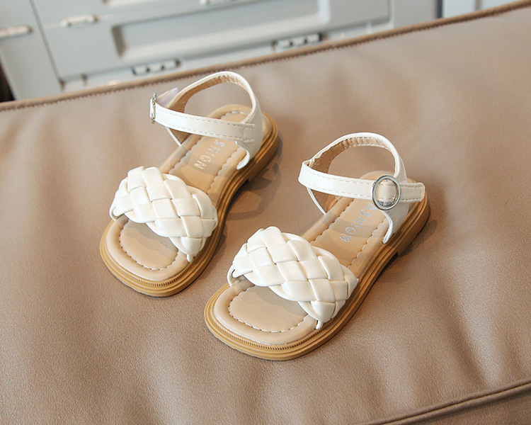 Sandales douces et mignonnes version coréenne, chaussures de plage à semelle souple pour petite fille, polyvalentes, pour enfants, nouvelle collection été 2022_voghion.com