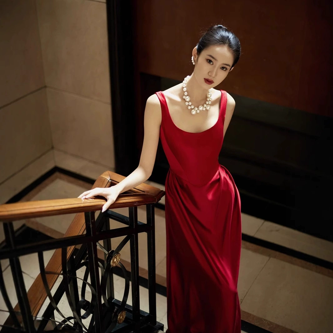 Evening dress for bride, burgundy fashionable brace, "fish tail" cut