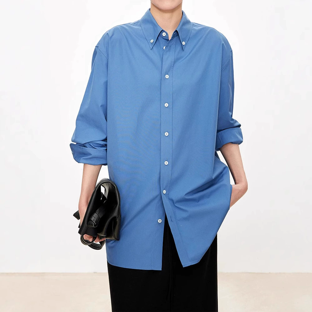 Минималистичная нишевая женская дизайнерская рубашка с классическим воротником и пуговицами из высокоплотного хлопка с защитой от морщин, однотонный силуэт