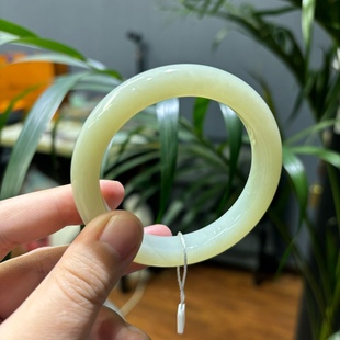 Jin Yutang Xinjiang Hetian Jade Clear Water Bracelet with Ice Bottom, Full of Oily and No Cracking, the Ruler Will Be Issued in Various Styles