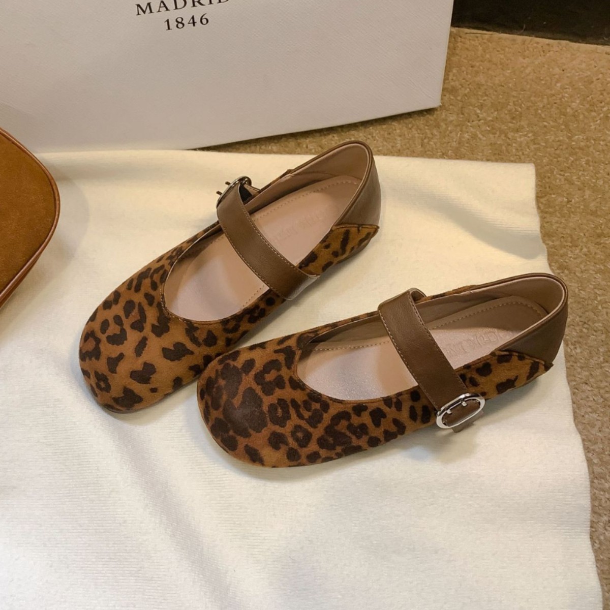 Retro Leopard Print Mary Jane Shoes for Women, New Autumn Style, French-Style Shallow Single-Strap Flat Ballet Shoes