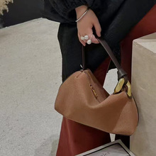 �r�а���Ů2024�����¸߼����޲��μ�б�������ײɫ�ٴ�Ҹ�°�Ů