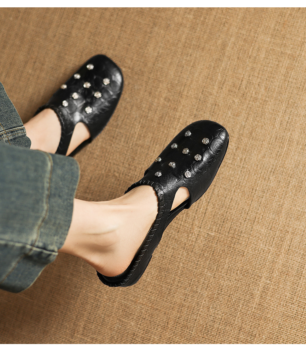 Sandal nữ hở mũi gót thấp da cừu vân đá, hoa đính mũi — đen chi tiết 20