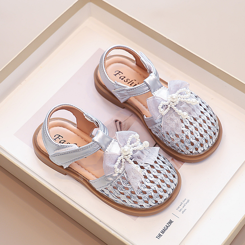 Sandalias para niñas 2025 verano nuevo estilo zapatos de princesa para niños niñas Baotou zapatos de playa sandalias tejidas con lazo de moda image 5