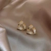 Треугольные серьги‑гвоздики (серебряный штифт)