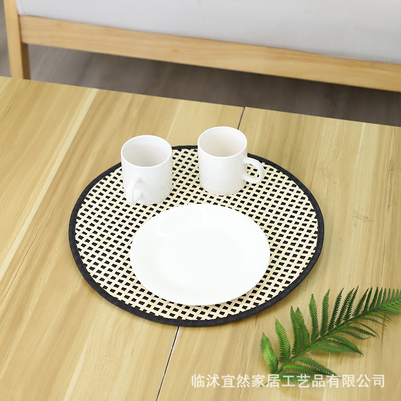 Yiran accesorios de seda de bambú tejidos a mano Estera de bambú duro pequeño diseño de la caja de almacenamiento de muebles Cruz de ratán de seda de Bambú