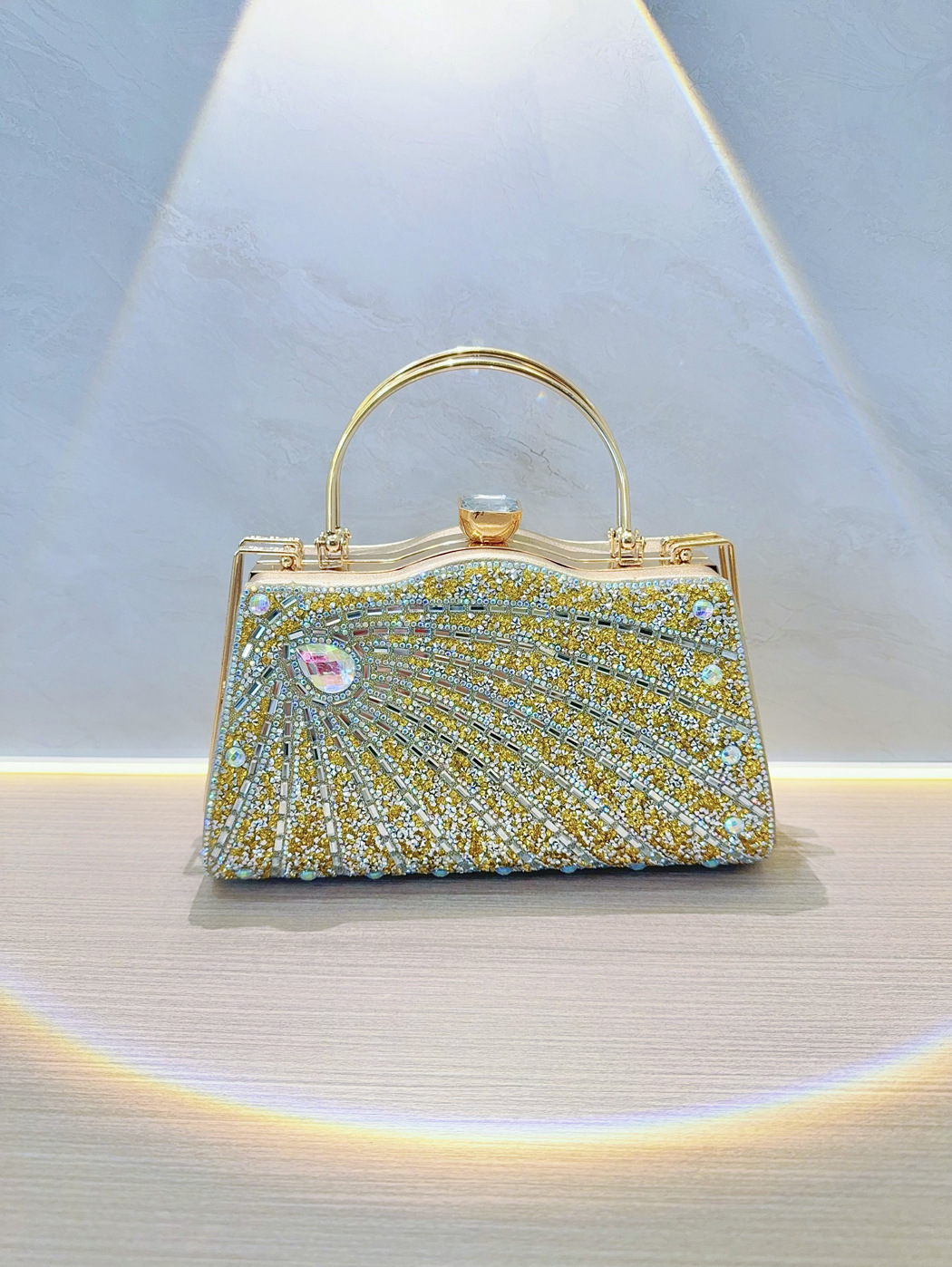 Borsa a mano donna con strass - elegante pochette da sera_voghion.com