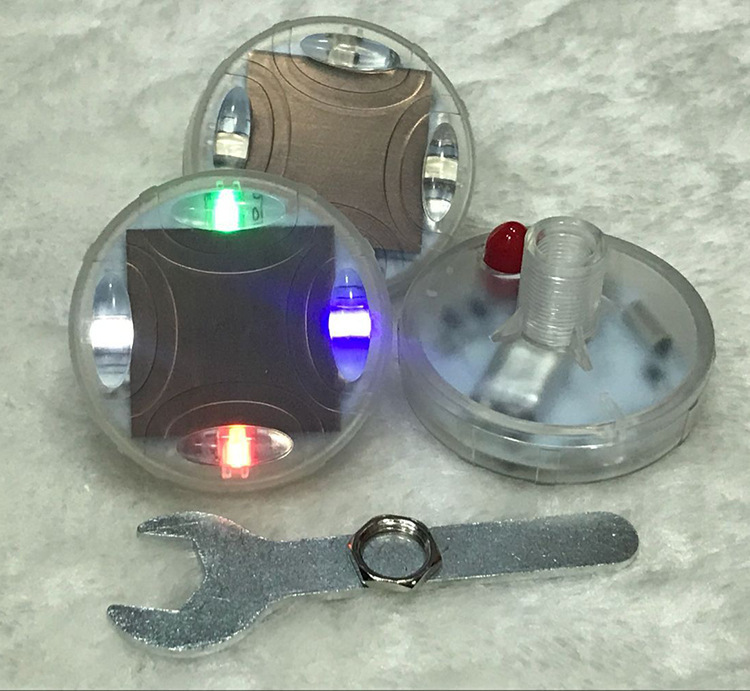 Car solar tire valve lamp motorcycle lamp LED wheel decoration lamp flash lamp colorful hot wheel