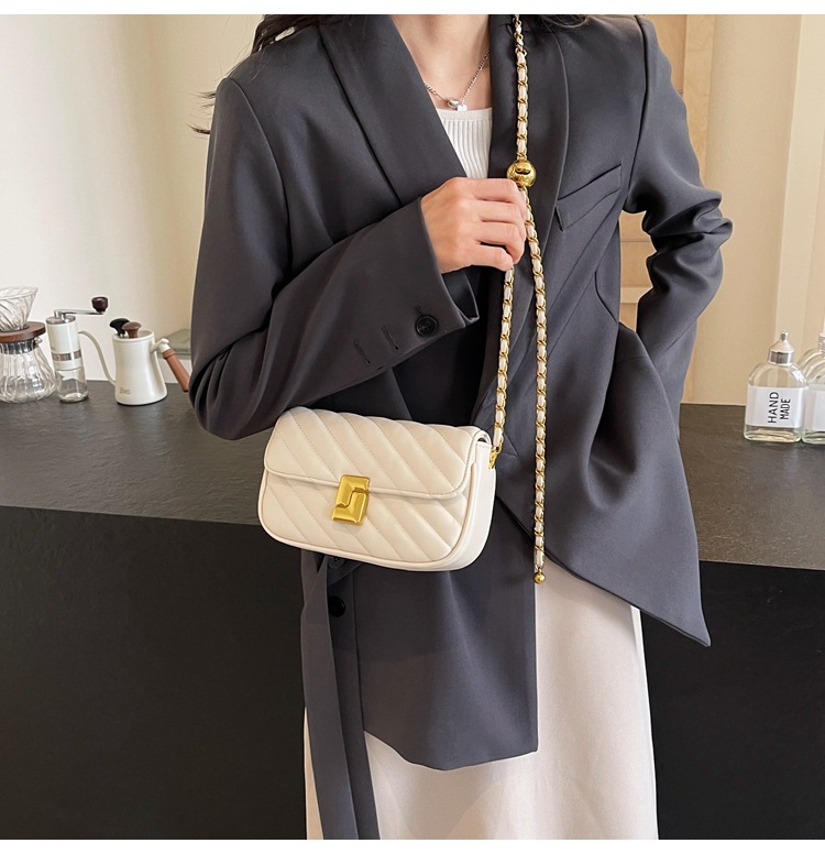 Borsa a tracolla donna elegante con catena strass di lusso_voghion.com