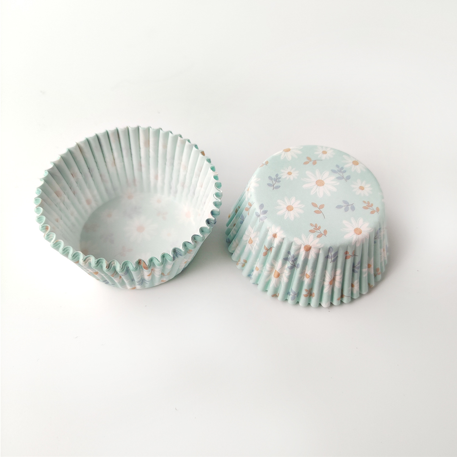 100 pcs / caja Xue Mei Niang soporte de papel para pastel medio soporte de papel para hornear tazas de papel muffin relleno soporte de papel a prueba de aceite