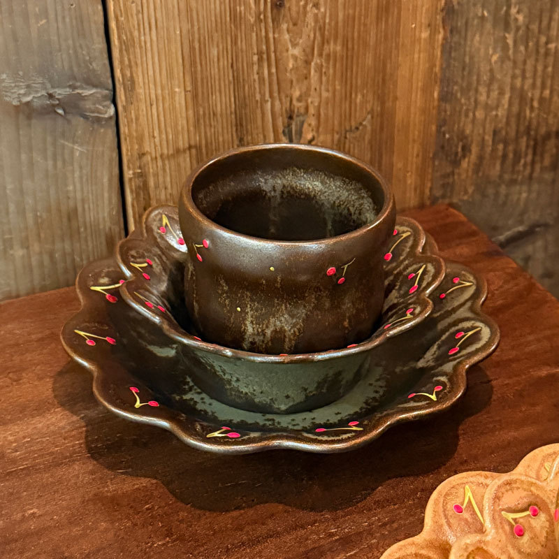 Japanese-Style Kiln-Glazed Hand-Painted Cherry Ceramic Cup and Saucer Set with Vintage Lace Edge, Wabi-Sabi Style Afternoon Tea Tableware