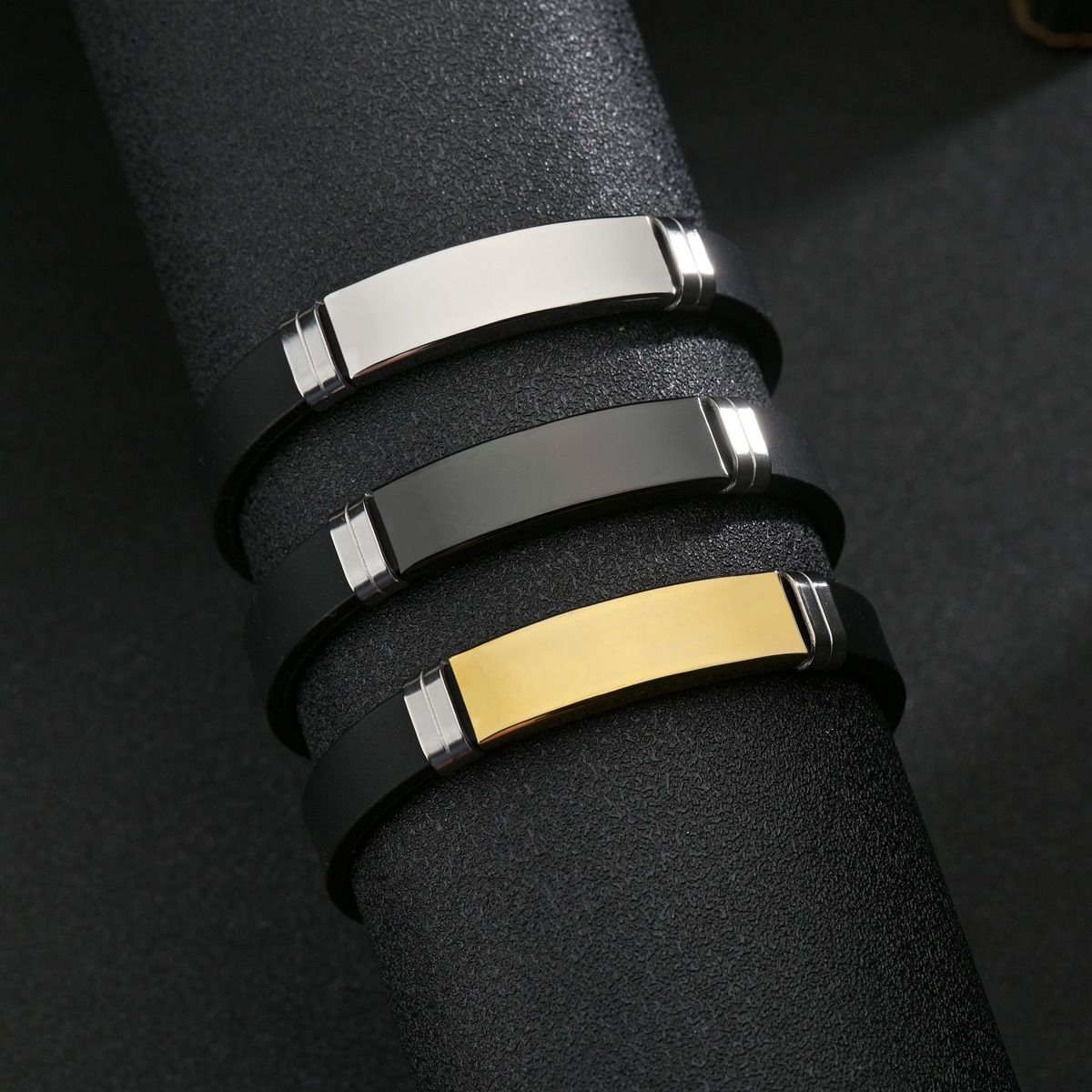 20g Weight Vacuum Plating Gold Plating Process Simple Style Classic Style Geometric Stainless Steel Silica Gel Plating Vacuum Plating Men's Wristband Men Cuff & Bangle