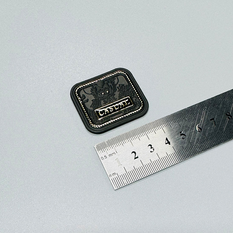 皮标947732.jpg