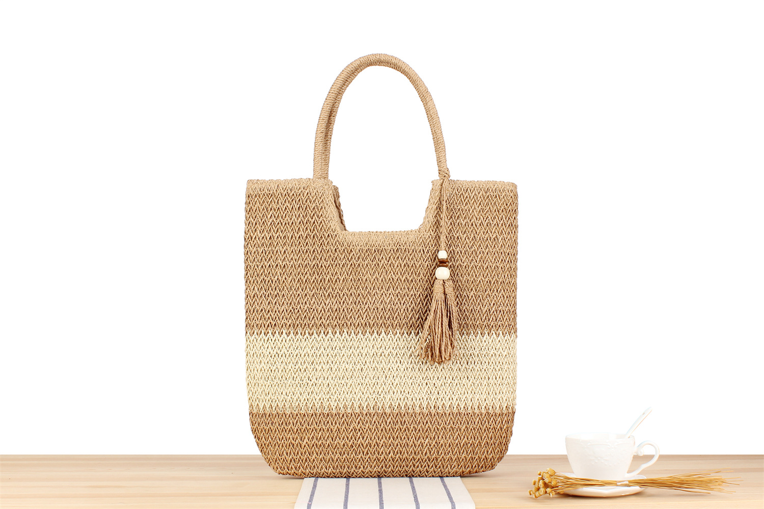 New Styles of Handbags 2024, Woven Bags for Summer Seaside Travel, New Versatile Large-capacity Tote Bags, Fashionable and Popular Women's Bags._voghion.com