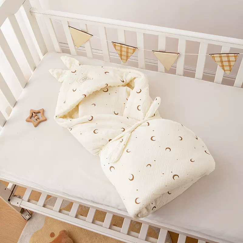 冬季加厚抱被安抚豆豆绒襁褓盖毯婴幼儿带帽带腰带防风防惊跳抱被