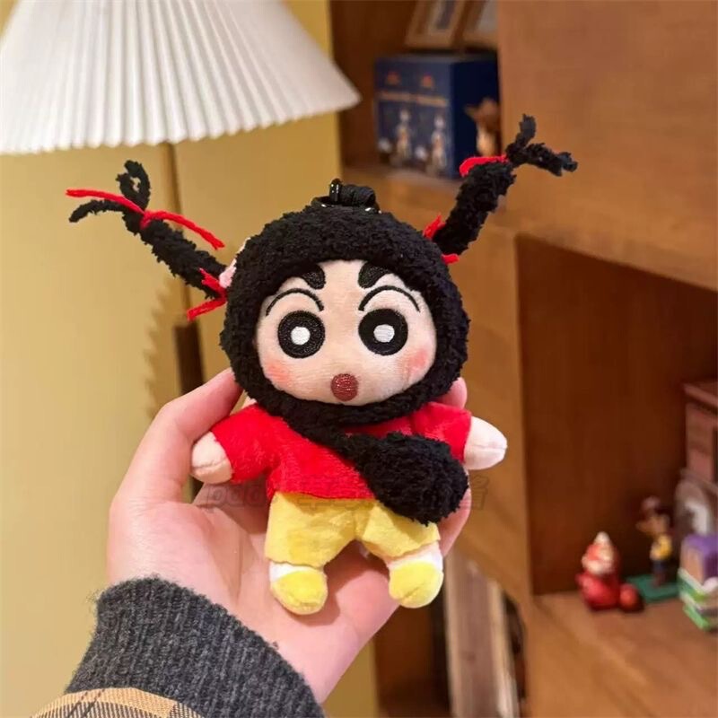 かわいいクレヨンしんちゃんのペンダントのぬいぐるみの頭カバーの変装シリーズの日系アニメのぬいぐるみのクレヨンしんちゃんのペンダント|undefined