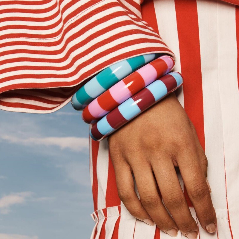 2025 Zara New Product Contrasting Color Stripesd Resin Bracelet Simple Geometric Exaggerated Sweet and Cool Ins Style Bracelet