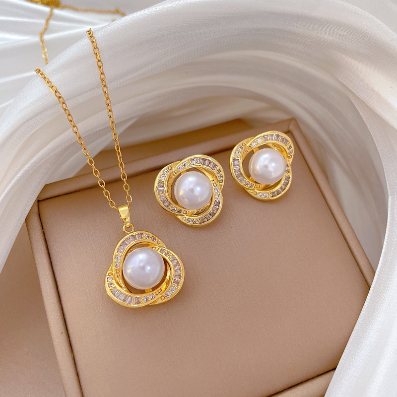 Perle a nido d'uccello vuote, piene di diamanti, temperamento di lusso leggero, splendida collana piena di diamanti, set di catena versatile per clavicola da donna_voghion.com