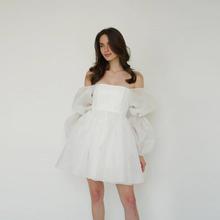 跨境一字肩轻婚纱长袖小个子短款订婚领证晚礼服平时可穿短裙批发