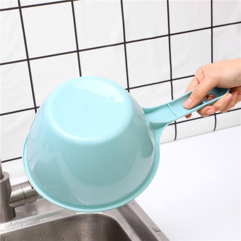 Cuchara de cocina casera no se rompe, cuchara de plástico de mango largo, cuchara de lavado de cabello transparente creativa grande