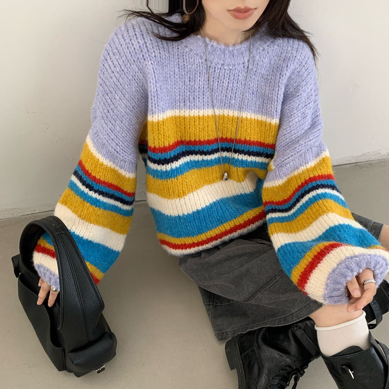 Korean-style color-block striped puff-sleeve sweater for women, 2026 new autumn/winter collection, loose-fitting and versatile knit top, style 1667 Korean-style color-block striped puff-sleeve sweater for women, 2026 new autumn/winter collection, loose-fitting and versatile knit top, style 1667