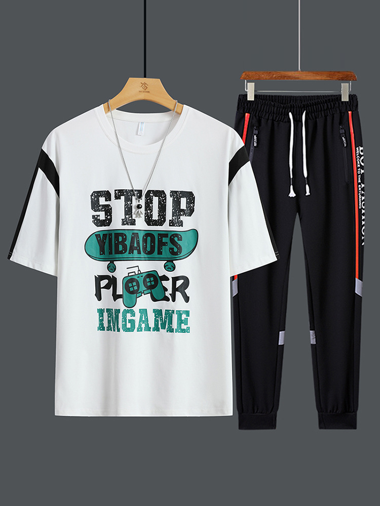 Conjunto de dos piezas de camiseta de cuello redondo holgada y deportiva informal juvenil de moda para el verano 2025 con pantalones y traje de manga corta para hombre