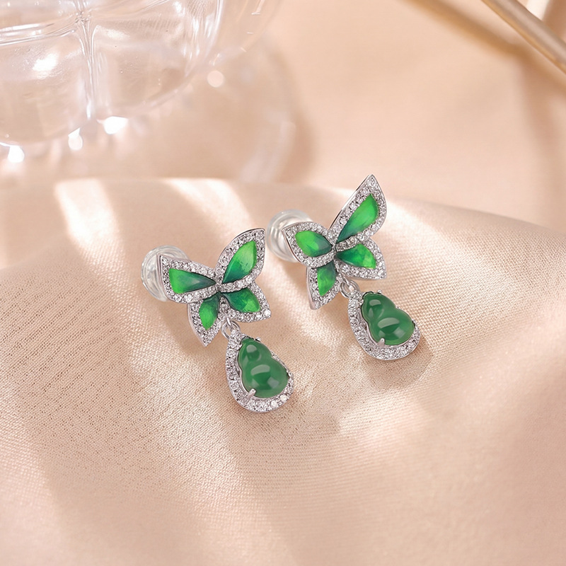Khuyên tai bạc S925 đính ngọc bích hình bướm hồ lô phong cách xa xỉ — Cặp đôi