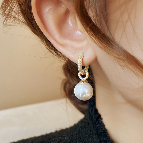 Copper Micro-Set Zirconia Round Large Pearl Earrings for Women, Fashionable and Elegant, Zirconia Micro-Set Ear Drops, Unique and Trendy