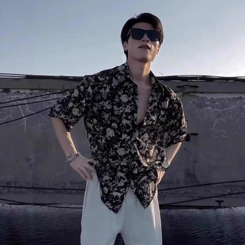 Summer Ice Silk Drape High-End Floral Short-Sleeve Men's Shirt, Stylish and Luxurious Korean and Japanese Style Light Luxury Shirt Trendy Brand