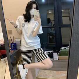跨境欧洲站200斤大码时尚运动套装女夏短袖T恤休闲条纹短裤两件套