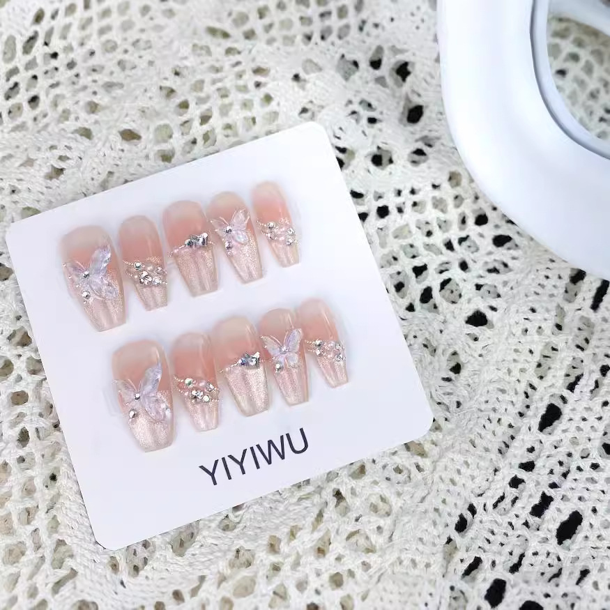 Yiyi Dance Moonlight Silver Butterfly-Armadura de vestir hecha a mano Verano Mirror Moon Dream Butterfly Armadura de vestir Parche de uñas terminado