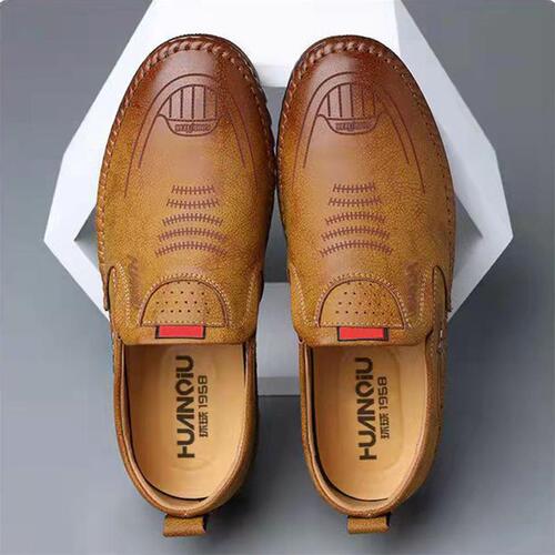 【Single Network Same Item】2025 Men's Fashion Soft Leather Casual Shoes Durable Bean Shoes for Men
