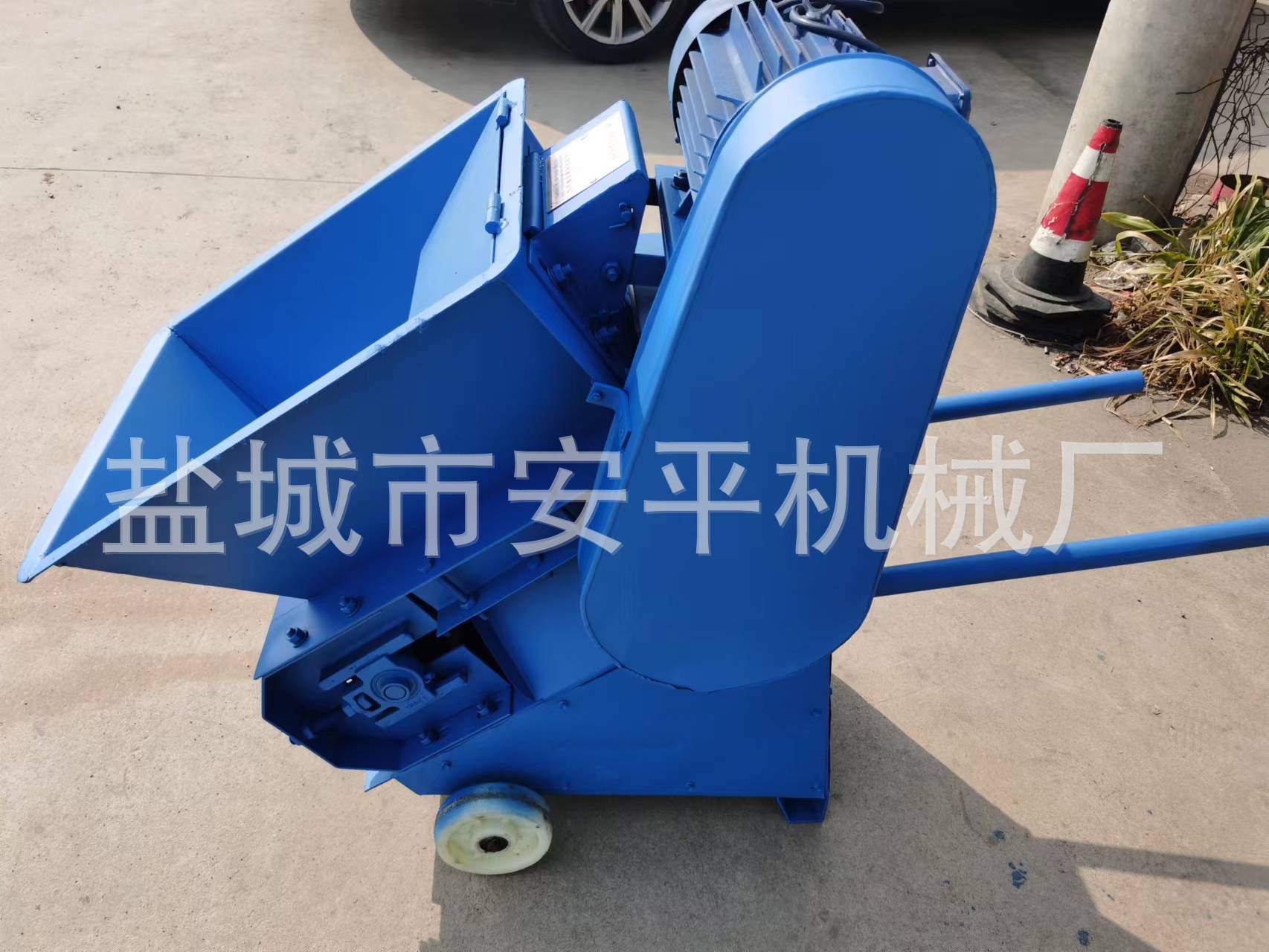 厂家直销各类型号松砂机打砂机肥料松散机及配件履带质量可靠