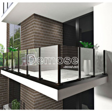 铝合金栏杆 阳台护栏铝合金立柱无边框钢化玻璃栏杆 别墅阳台栏杆