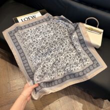 �z��С����Ů�������n���ٴ�l����������r�д����r�����b�ļ�