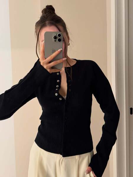 autumn classic base elegant design cardigan with a round collar