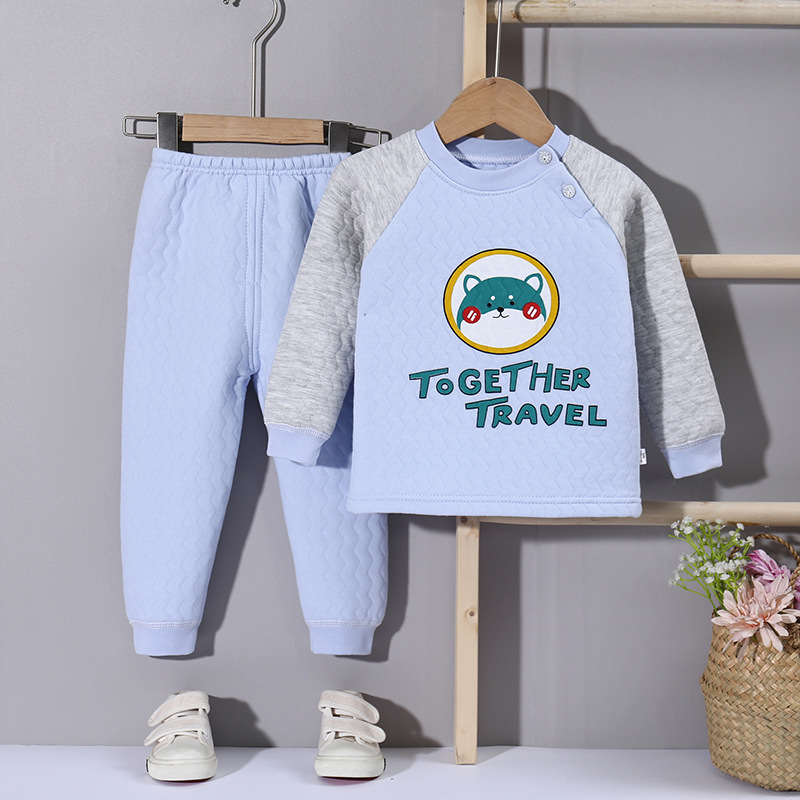 포크 숄더 블루 레터